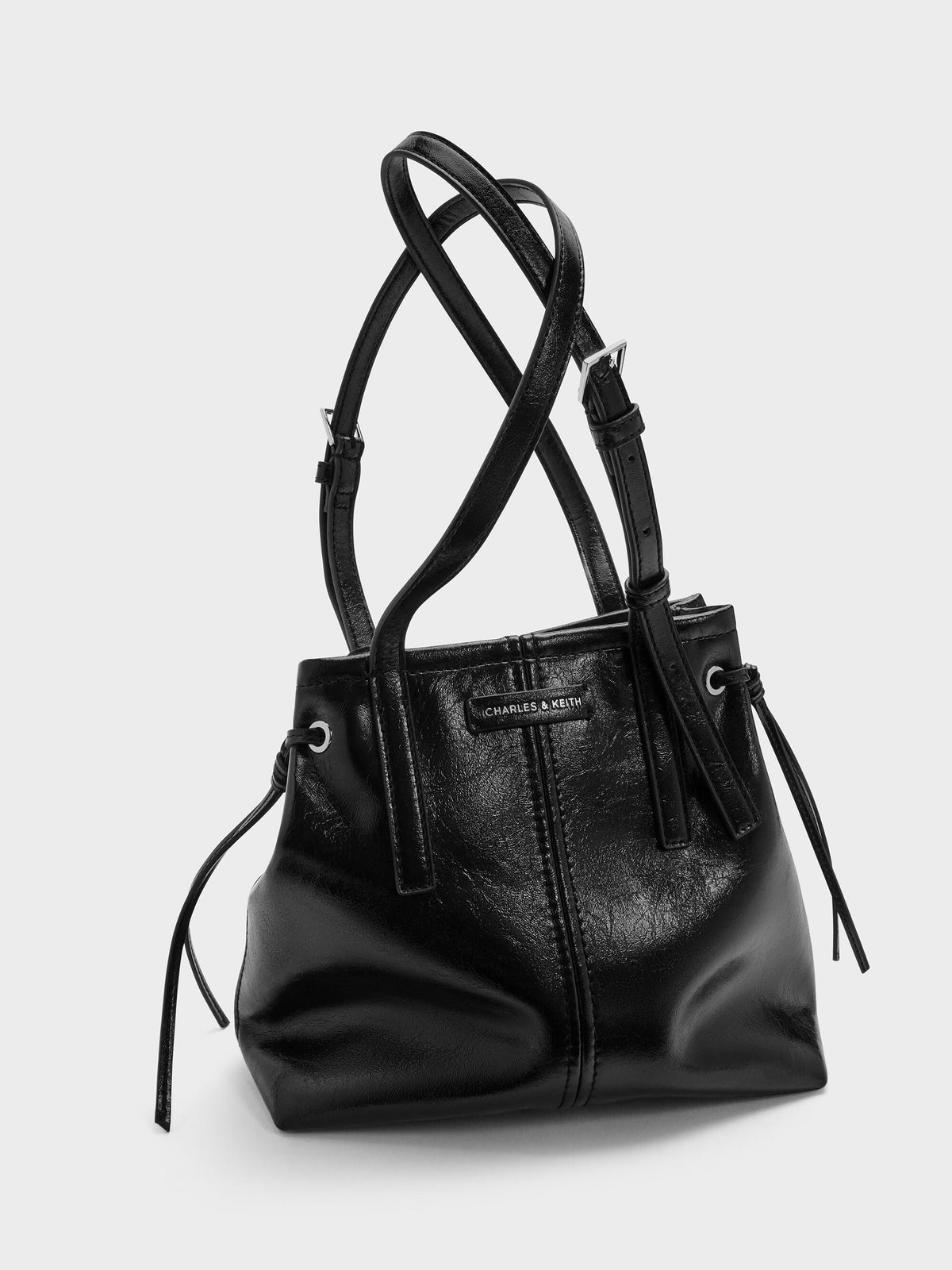 CHARLES & KEITH Exclusive / Noane Elongated-Handle Tote Bag - Noir