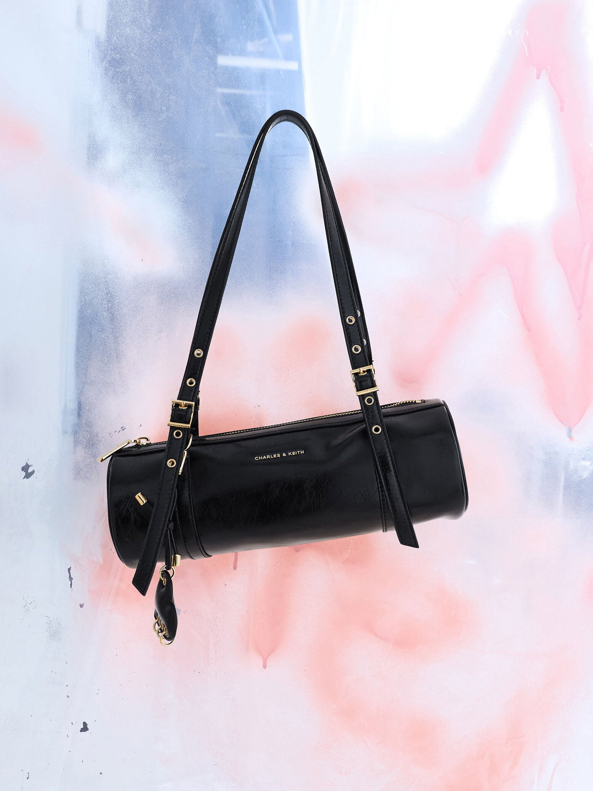 CHARLES & KEITH Signature / Rey Elongated Shoulder Bag - Black