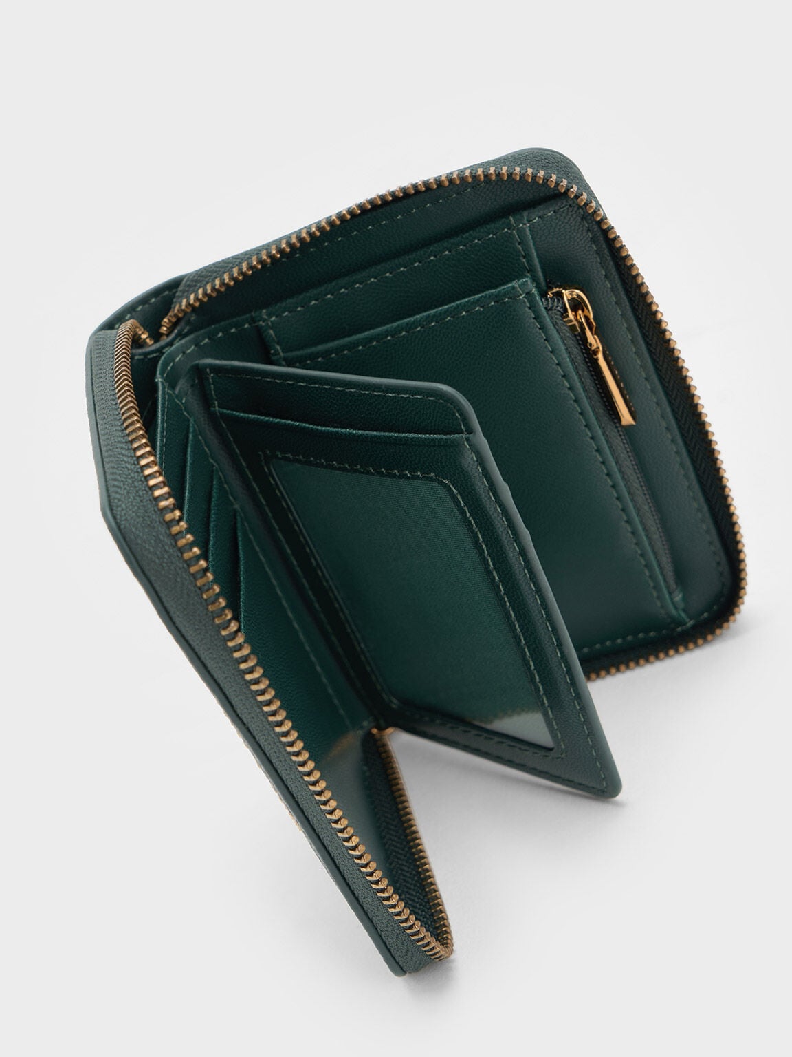 CHARLES & KEITH Latest / Basic Square Wallet - Green