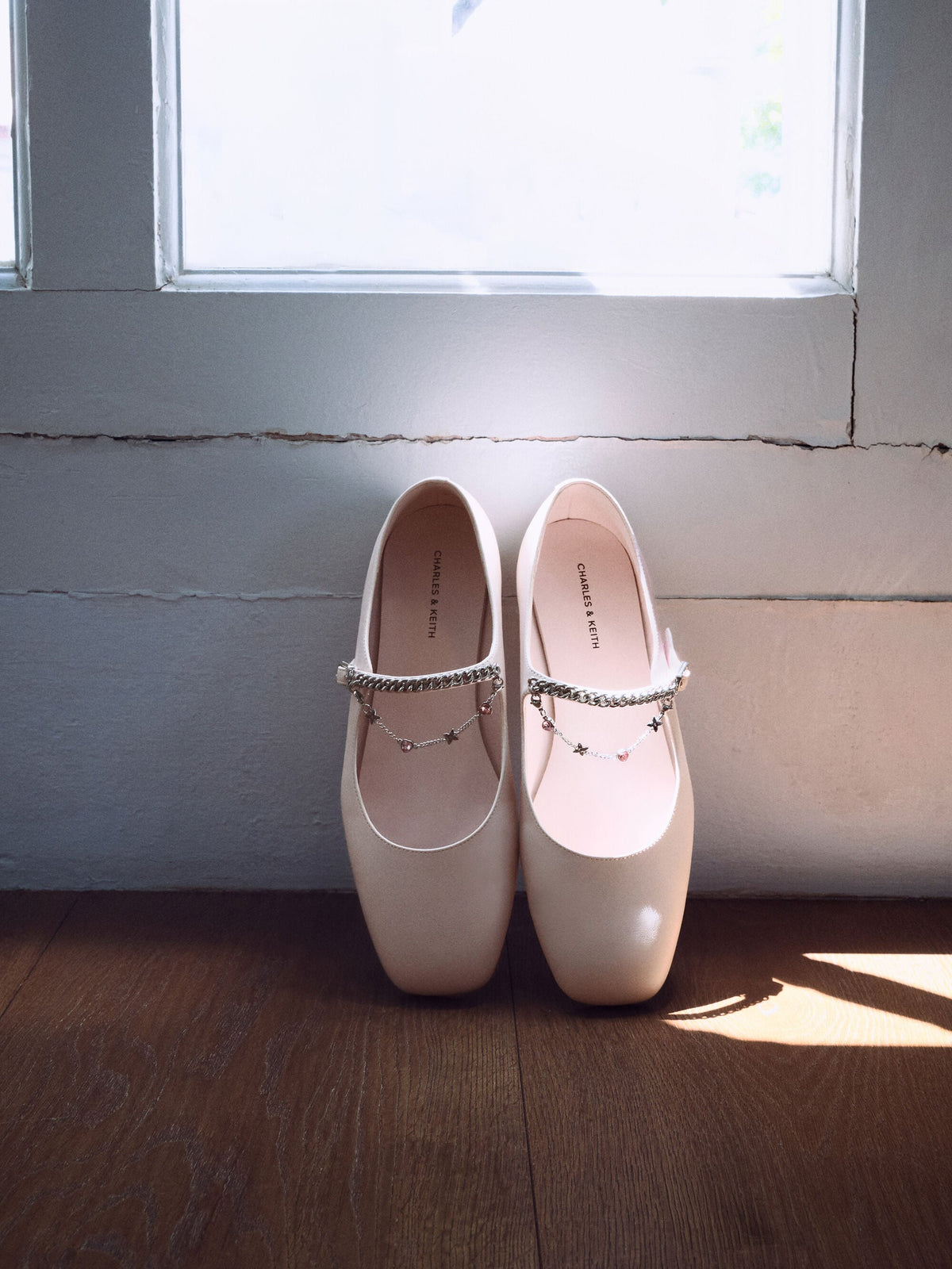CHARLES & KEITH Featured / Double-Chain Charm Mary Jane Flats - Pink