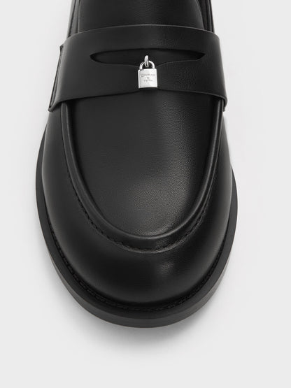 CHARLES & KEITH Signature / Griselda Loafers - Black