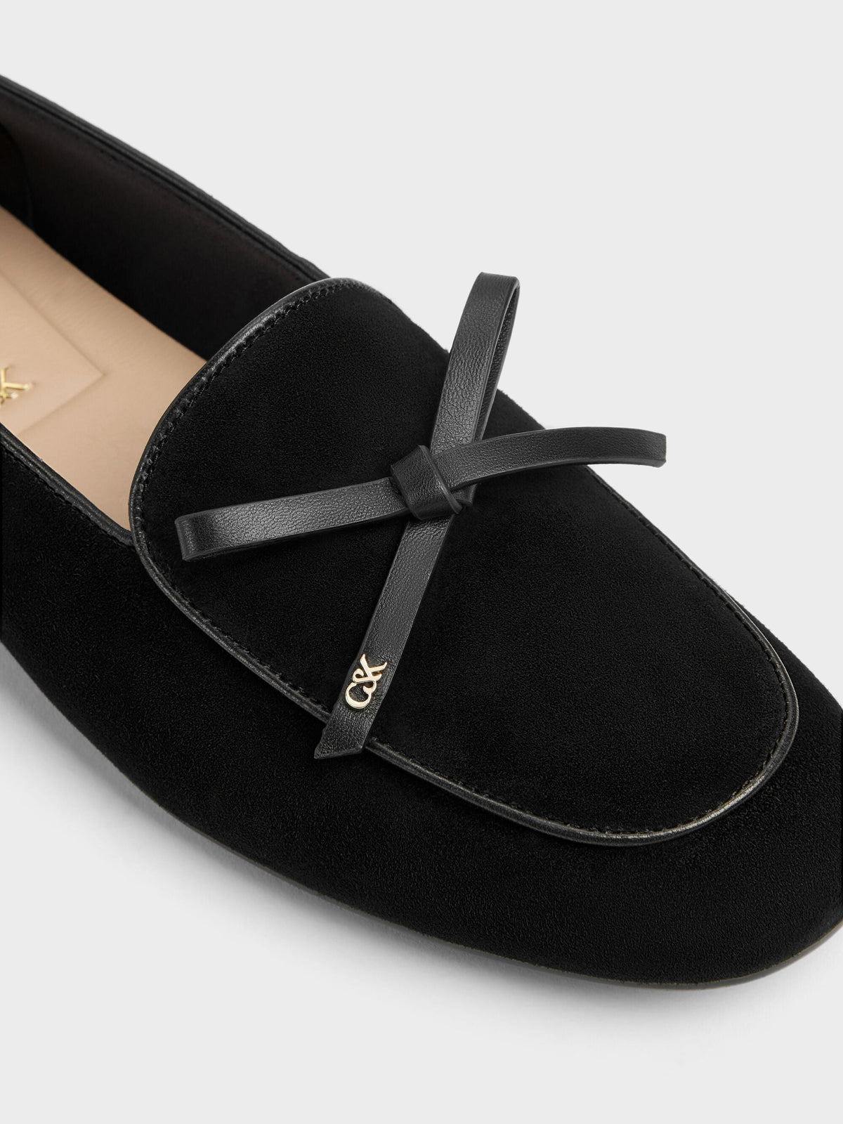 CHARLES & KEITH Great Value / Leather & Suede Bow Loafers - Black Textured