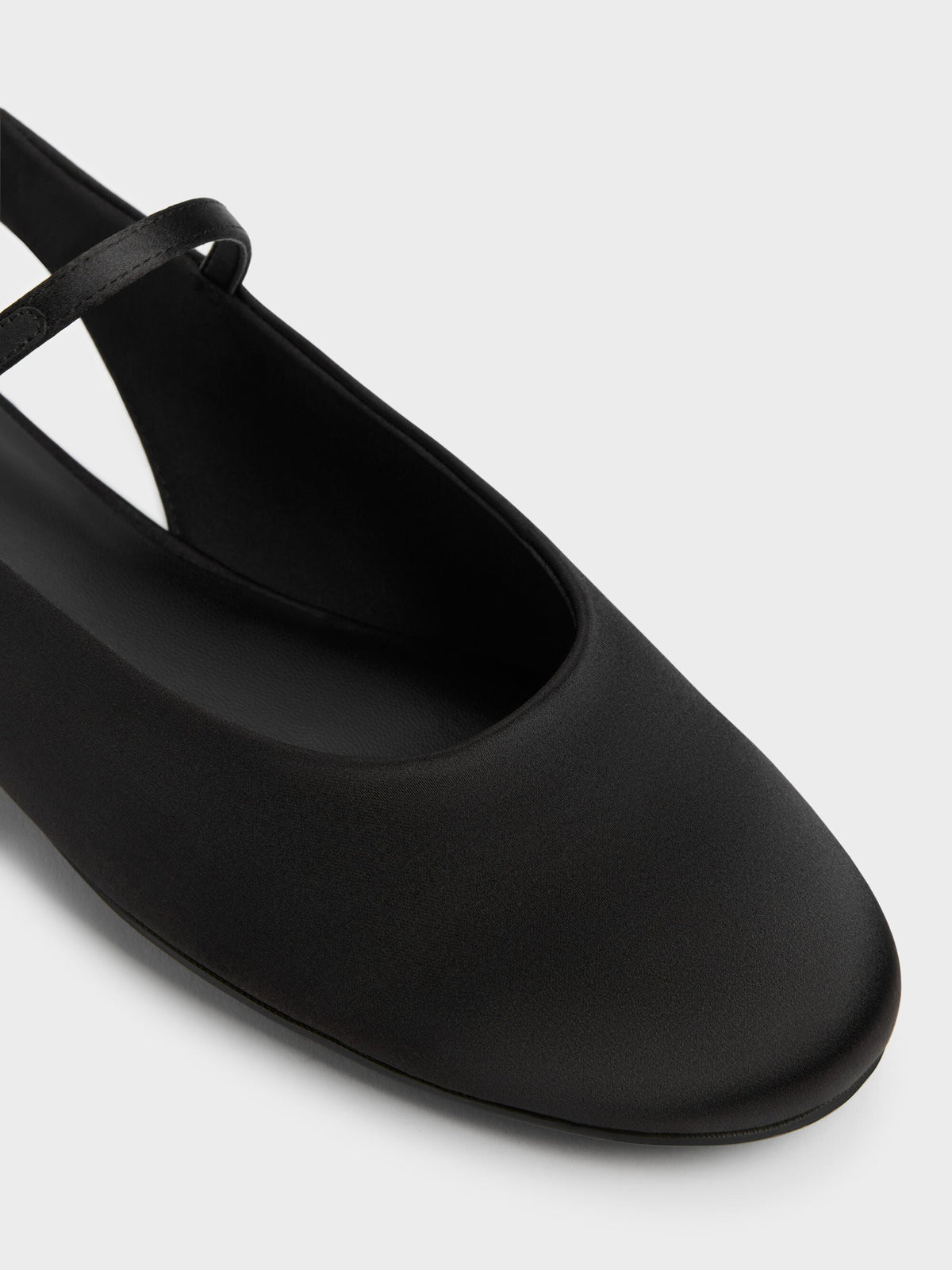 CHARLES & KEITH Value / Imani Satin Slingback Flats - Black Textured