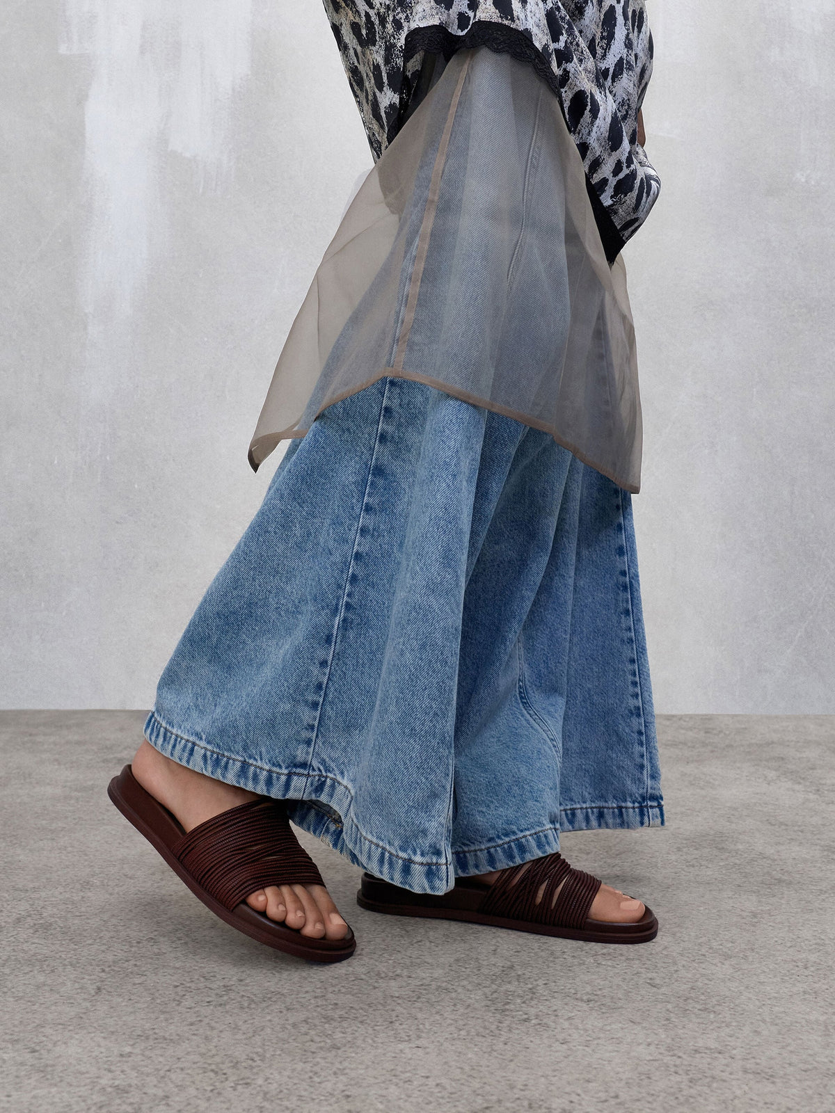 CHARLES & KEITH Essential / Fianna Strappy Slide Sandals - Burgundy
