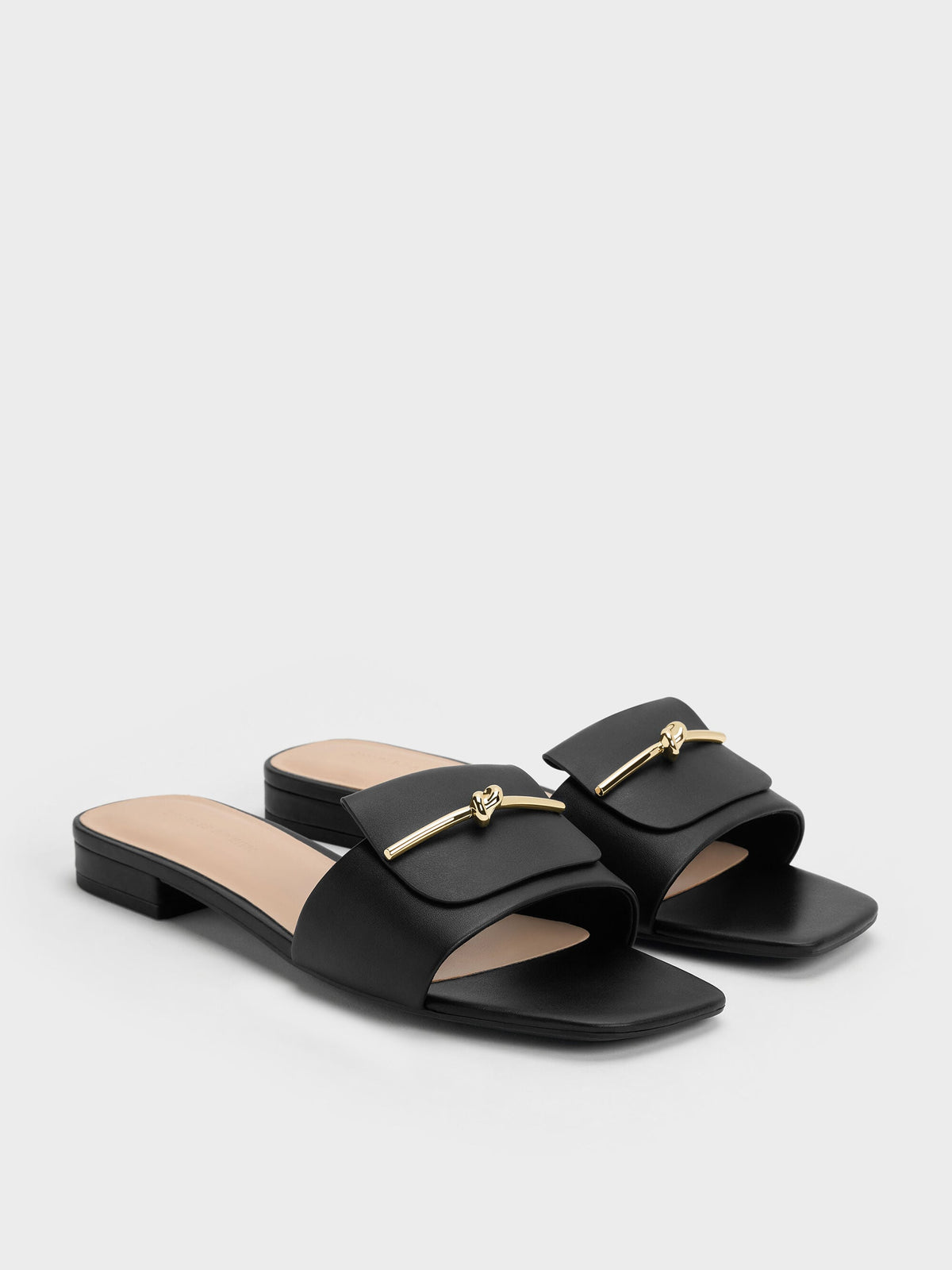 CHARLES & KEITH Recommended / Knotted Accent Slide Sandals - Black