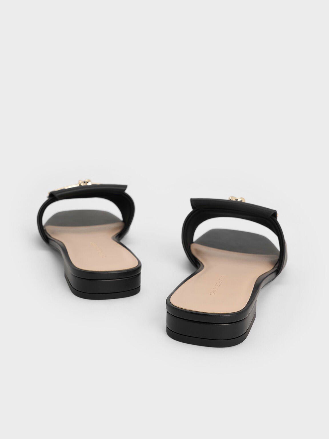 CHARLES & KEITH Recommended / Knotted Accent Slide Sandals - Black