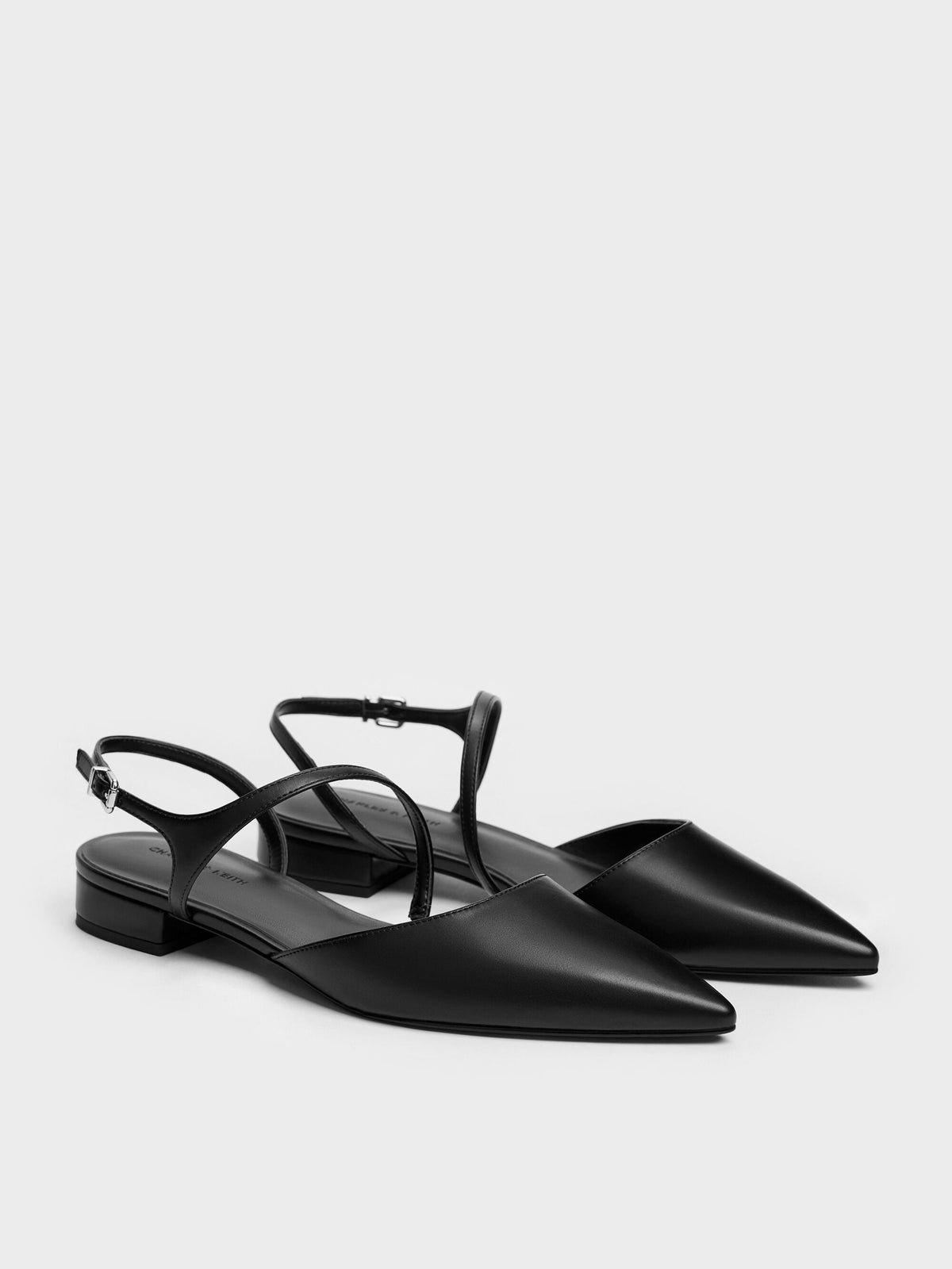 CHARLES & KEITH Deals / Cordelia Pointed Slingback Flats - Black