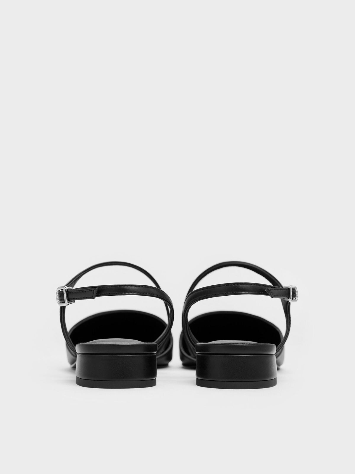CHARLES & KEITH Deals / Cordelia Pointed Slingback Flats - Black