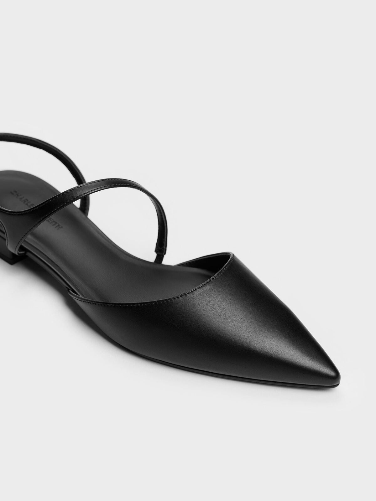 CHARLES & KEITH Deals / Cordelia Pointed Slingback Flats - Black