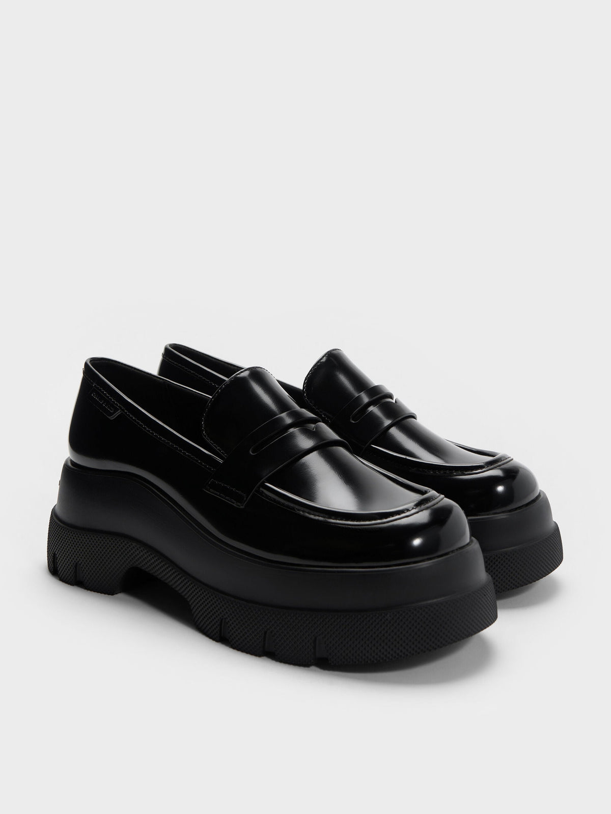 CHARLES & KEITH Everyday / Leoi Platform Penny Loafers - Black Box