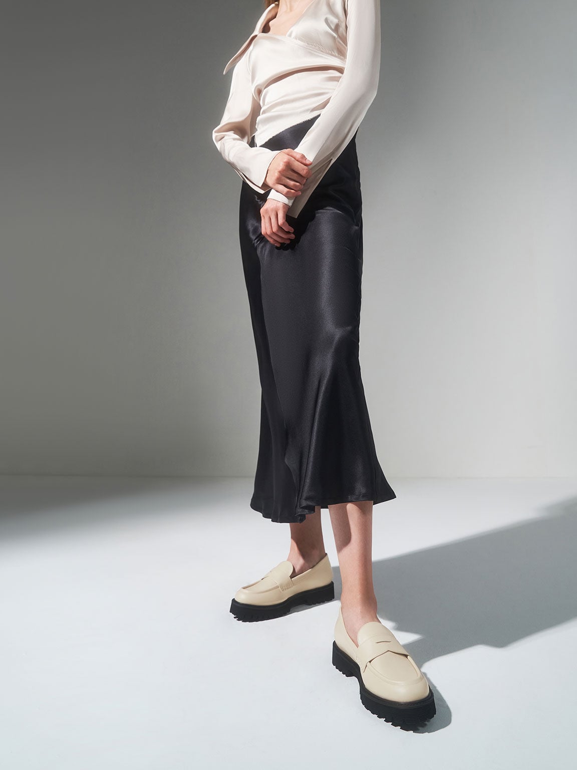 CHARLES & KEITH Best Seller / Chunky Penny Loafers - Chalk