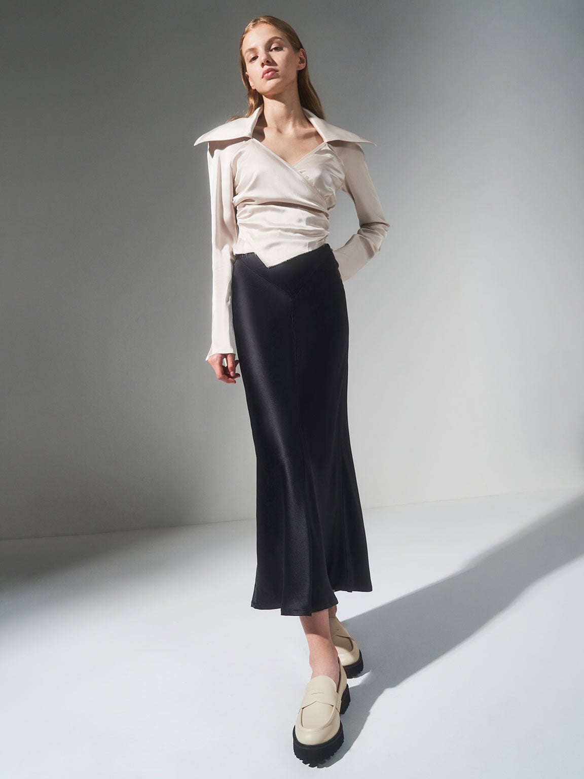 CHARLES & KEITH Best Seller / Chunky Penny Loafers - Chalk