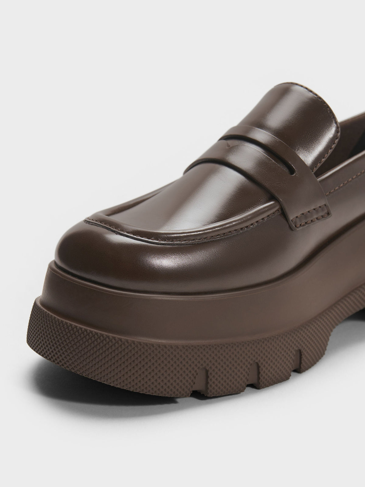 CHARLES & KEITH Featured / Leoi Platform Penny Loafers - Dark Brown