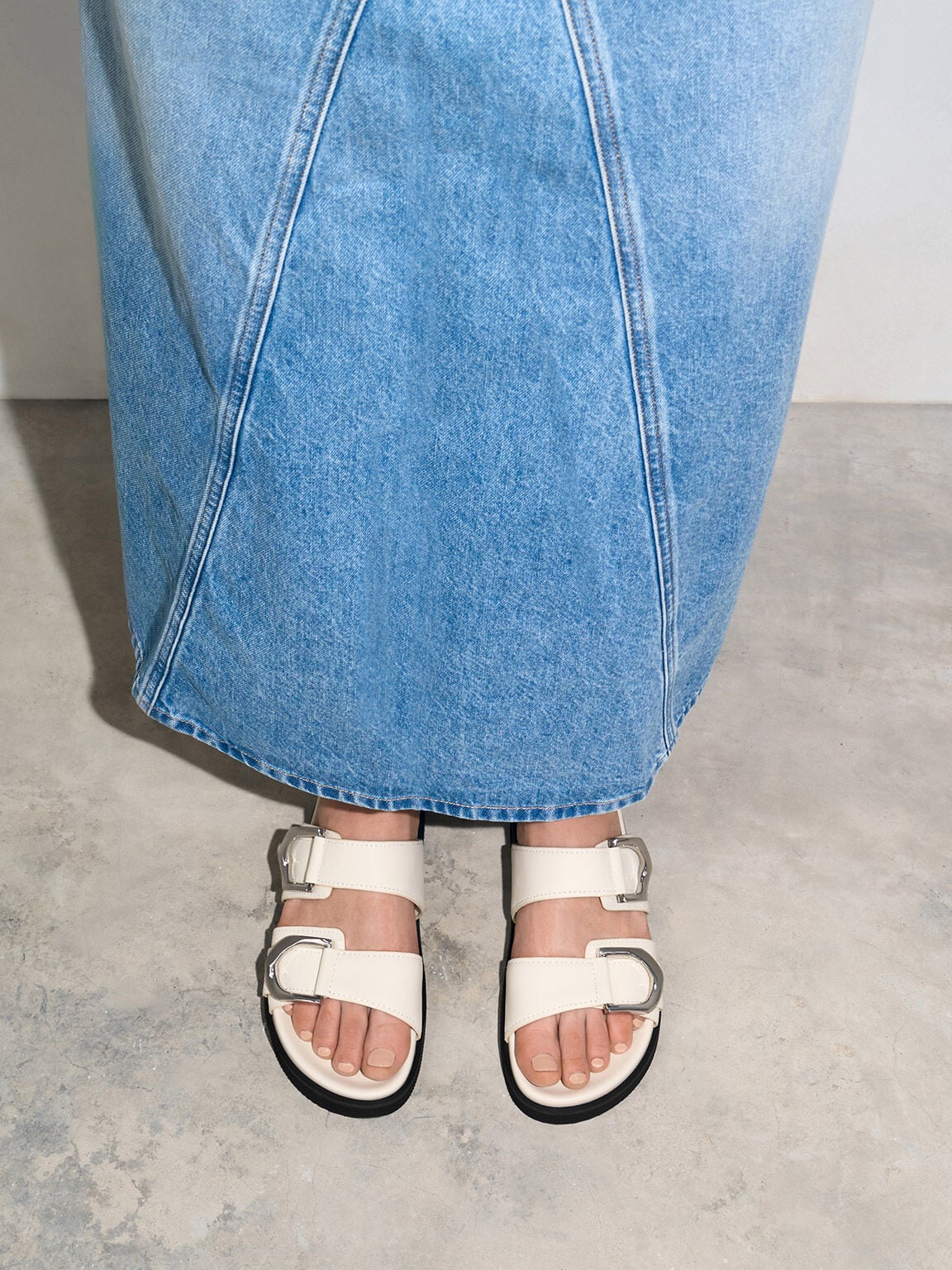 CHARLES & KEITH Trending / Gabine Silver-Buckle Leather Slides - Chalk
