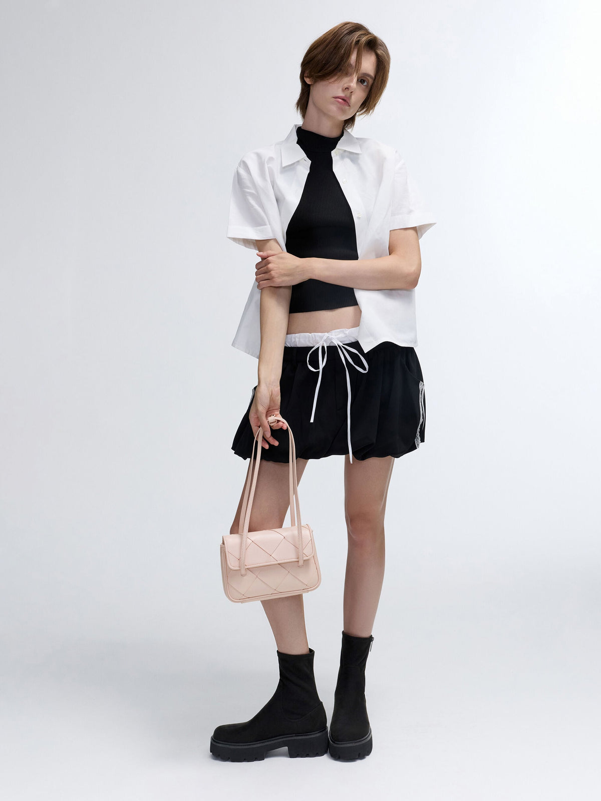 CHARLES & KEITH Trending / Maribel Woven Shoulder Bag - Soft Pink