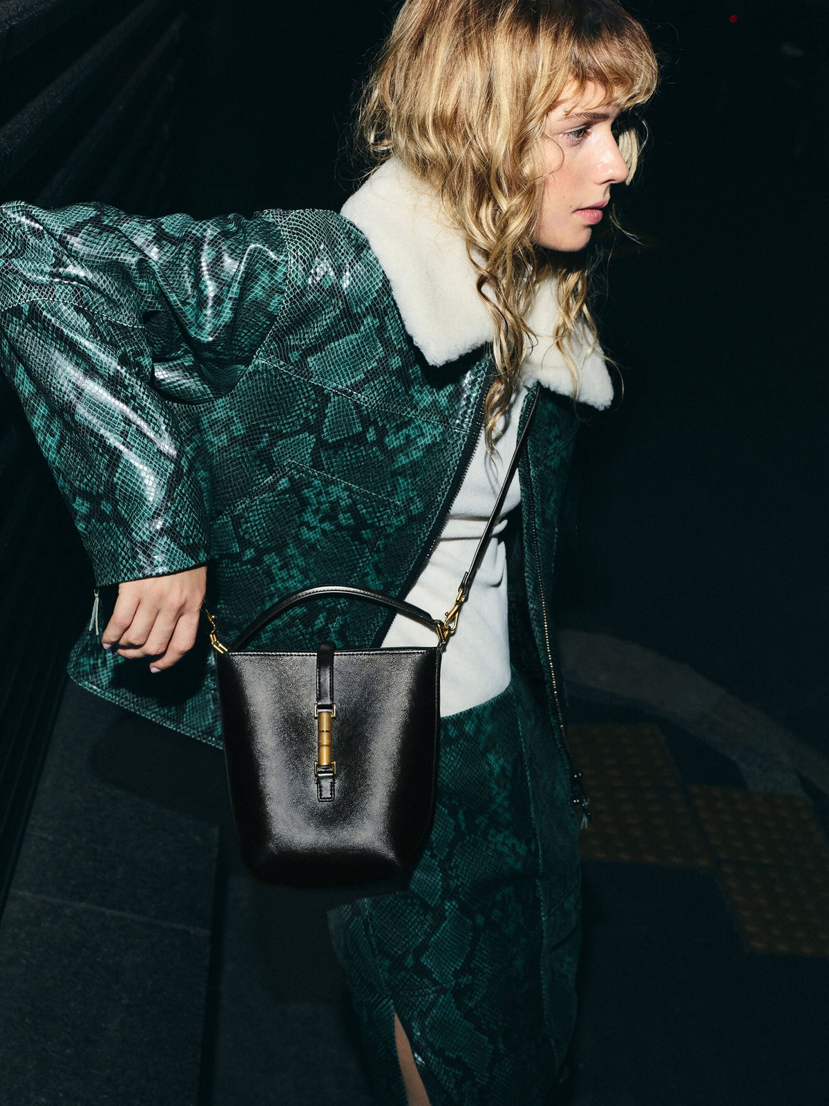 CHARLES & KEITH Exclusive / Cesia Metallic-Accent Bucket Bag - Black