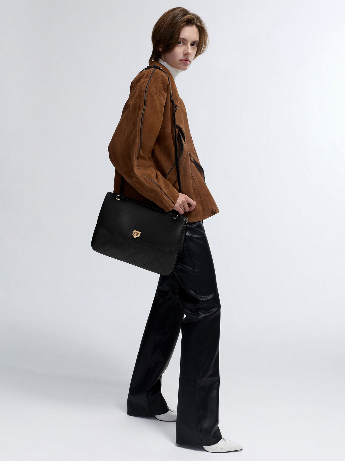 CHARLES & KEITH Everyday / Connie Quilted Shoulder Bag - Black