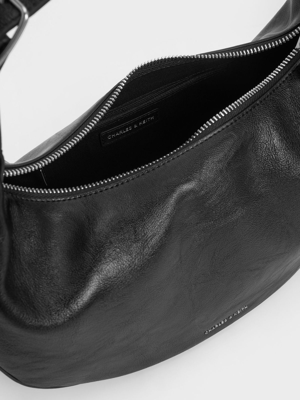 CHARLES & KEITH Exclusive / Large Vega Hobo Bag - Noir