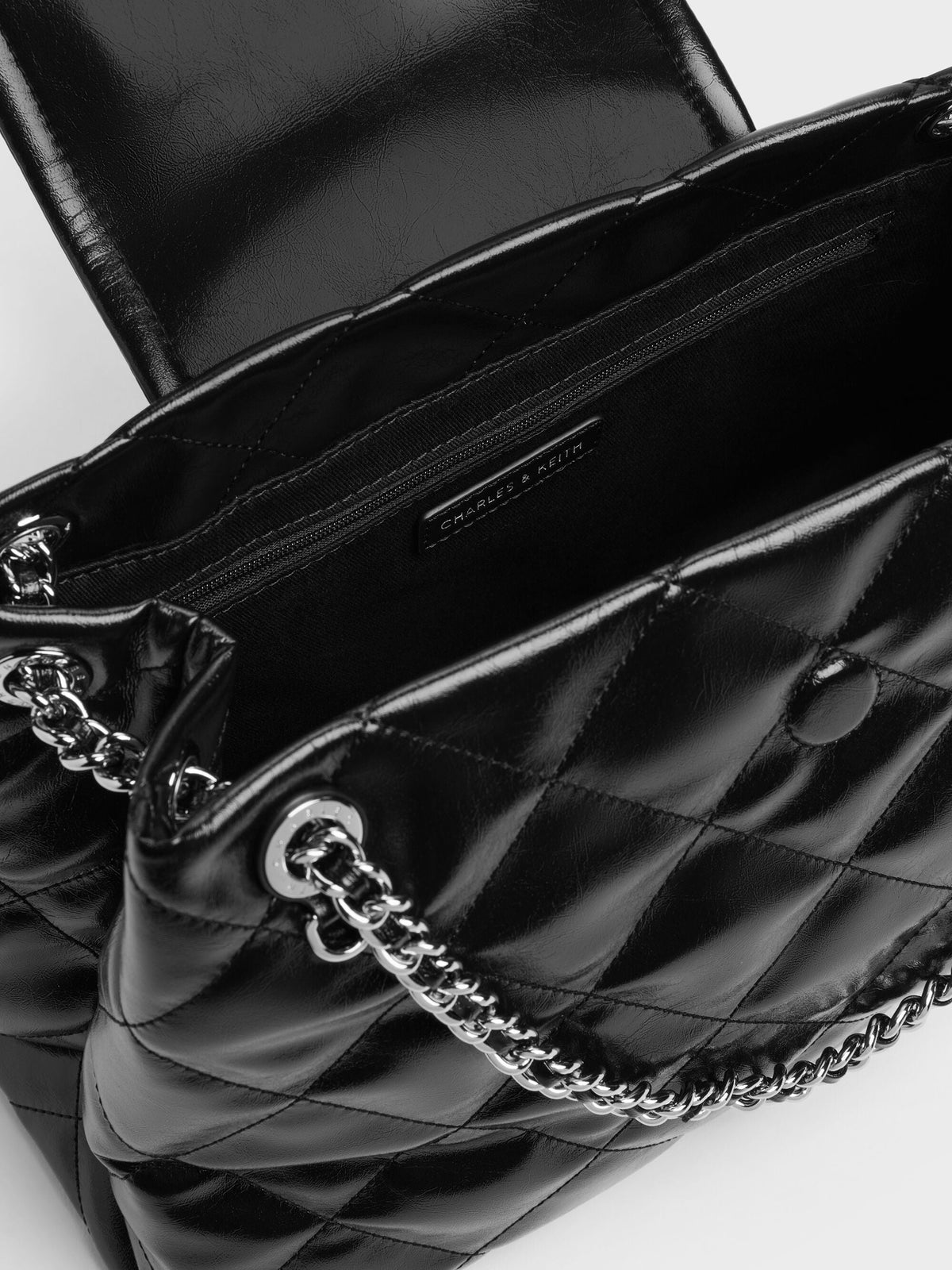 CHARLES & KEITH Recommended / Large Apfra Quilted Shoulder Bag - Noir