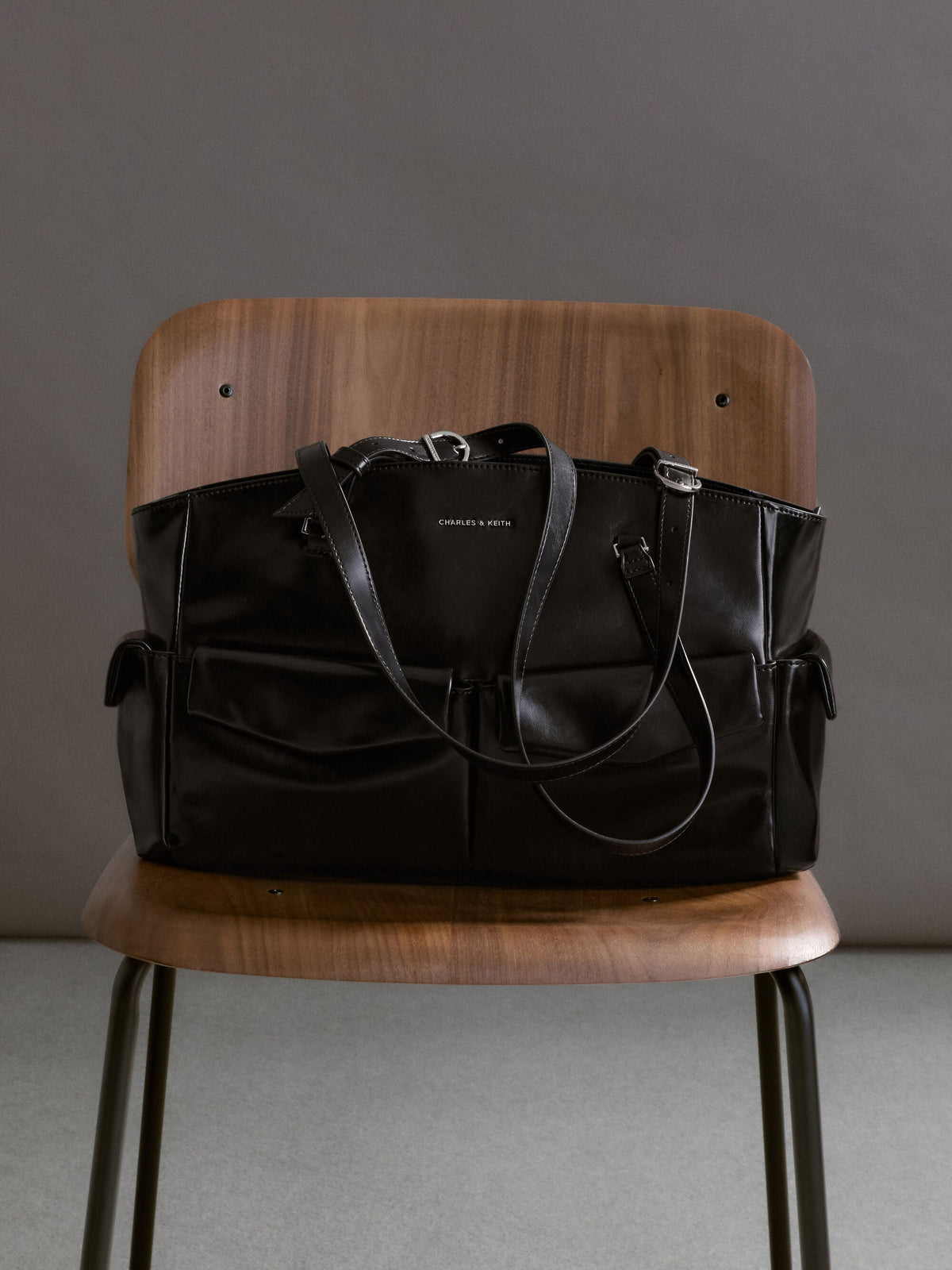 CHARLES & KEITH Exclusive / Rachel Multi-Pocket Tote Bag - Noir