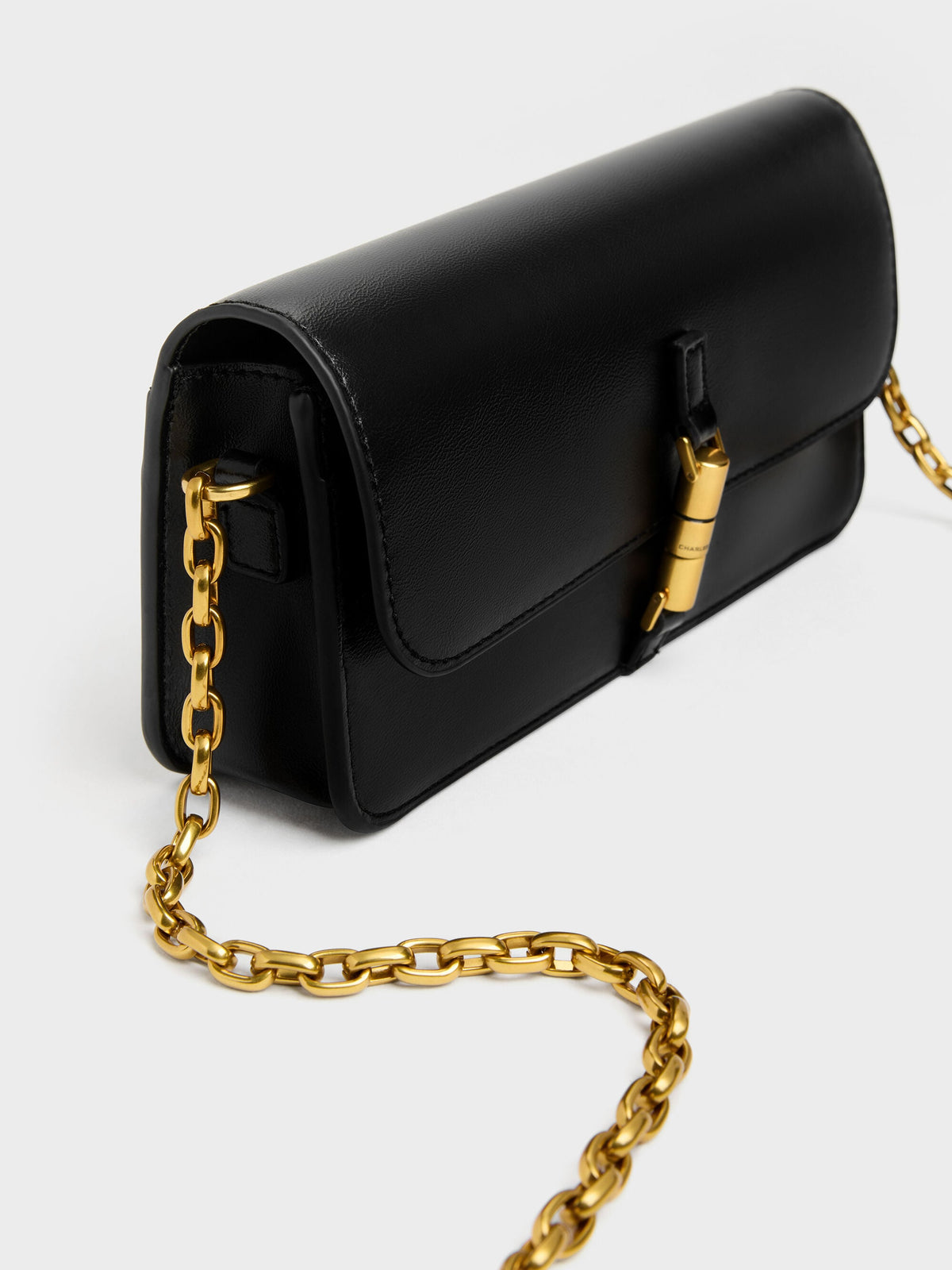 CHARLES & KEITH Deals / Cesia Wallet On Chain - Black