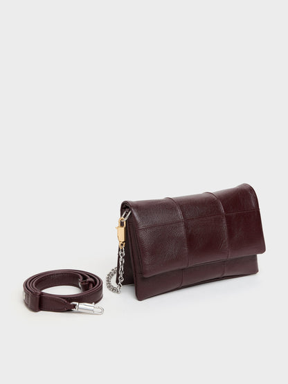 CHARLES & KEITH Popular / Delfina Quilted Wallet On Chain - Wineberry Red
