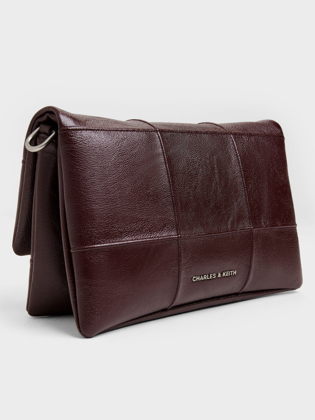 CHARLES & KEITH Popular / Delfina Quilted Wallet On Chain - Wineberry Red