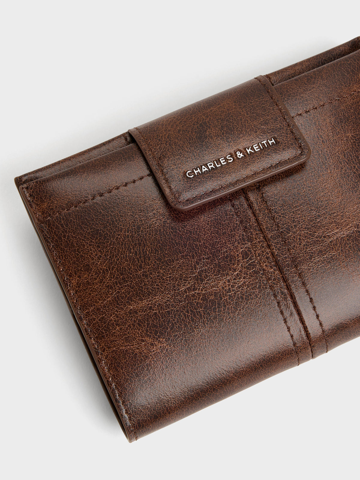 CHARLES & KEITH Latest / Noane Passport Holder - Distressed Coffee