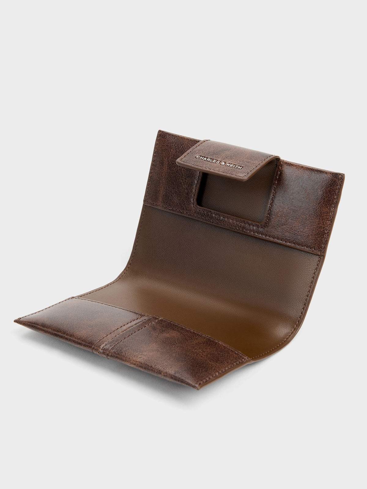 CHARLES & KEITH Latest / Noane Passport Holder - Distressed Coffee