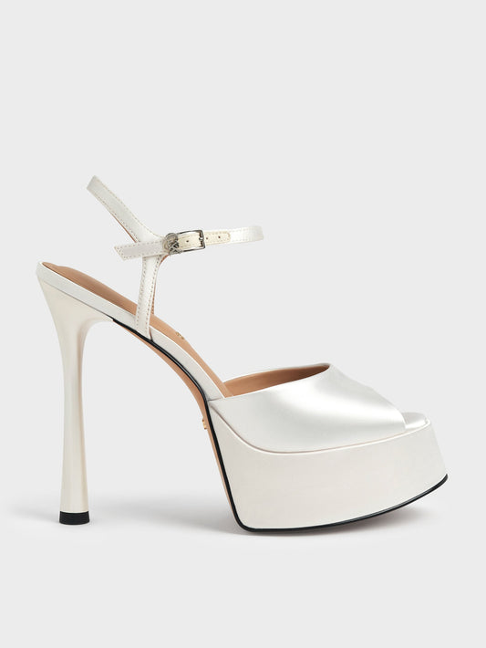 CHARLES & KEITH Everyday / Francesca Peep-Toe Platform Heels - White