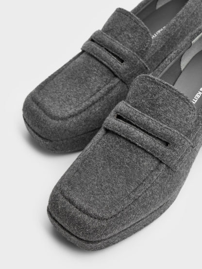 CHARLES & KEITH Special Offer / Felt Platform Penny Loafer Pumps - Grey