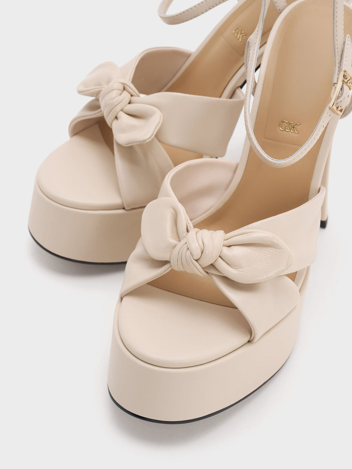 CHARLES & KEITH Smart Buy / Jayce Leather Platform Sandals - Oat