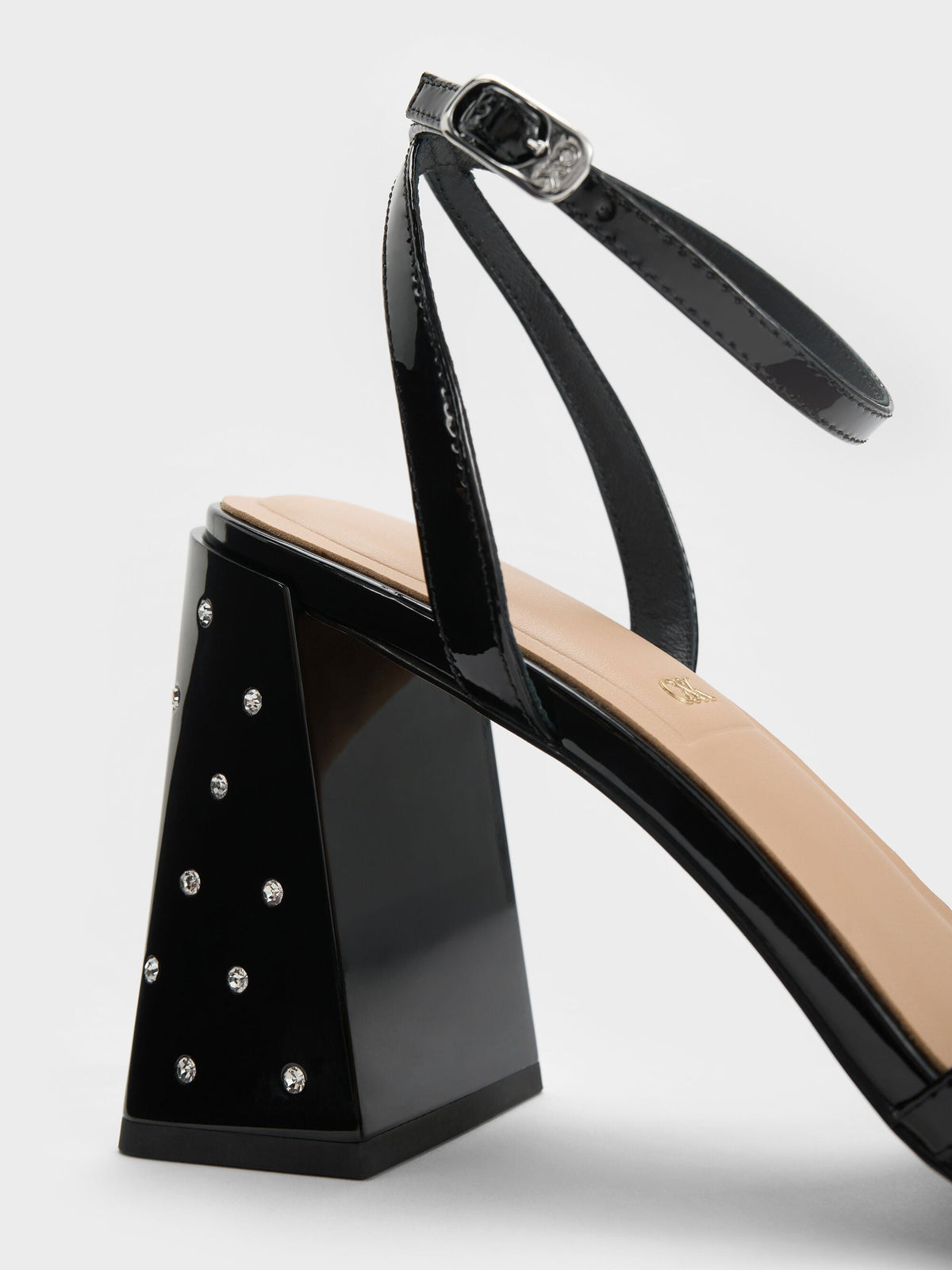 CHARLES & KEITH Recommended / Emmaline Patent Leather Crystal Crossover Sandals - Black Patent