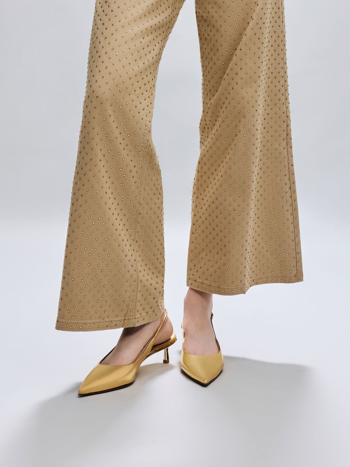CHARLES & KEITH Classic / Curtis Metallic Slingback Kitten Heels - Gold