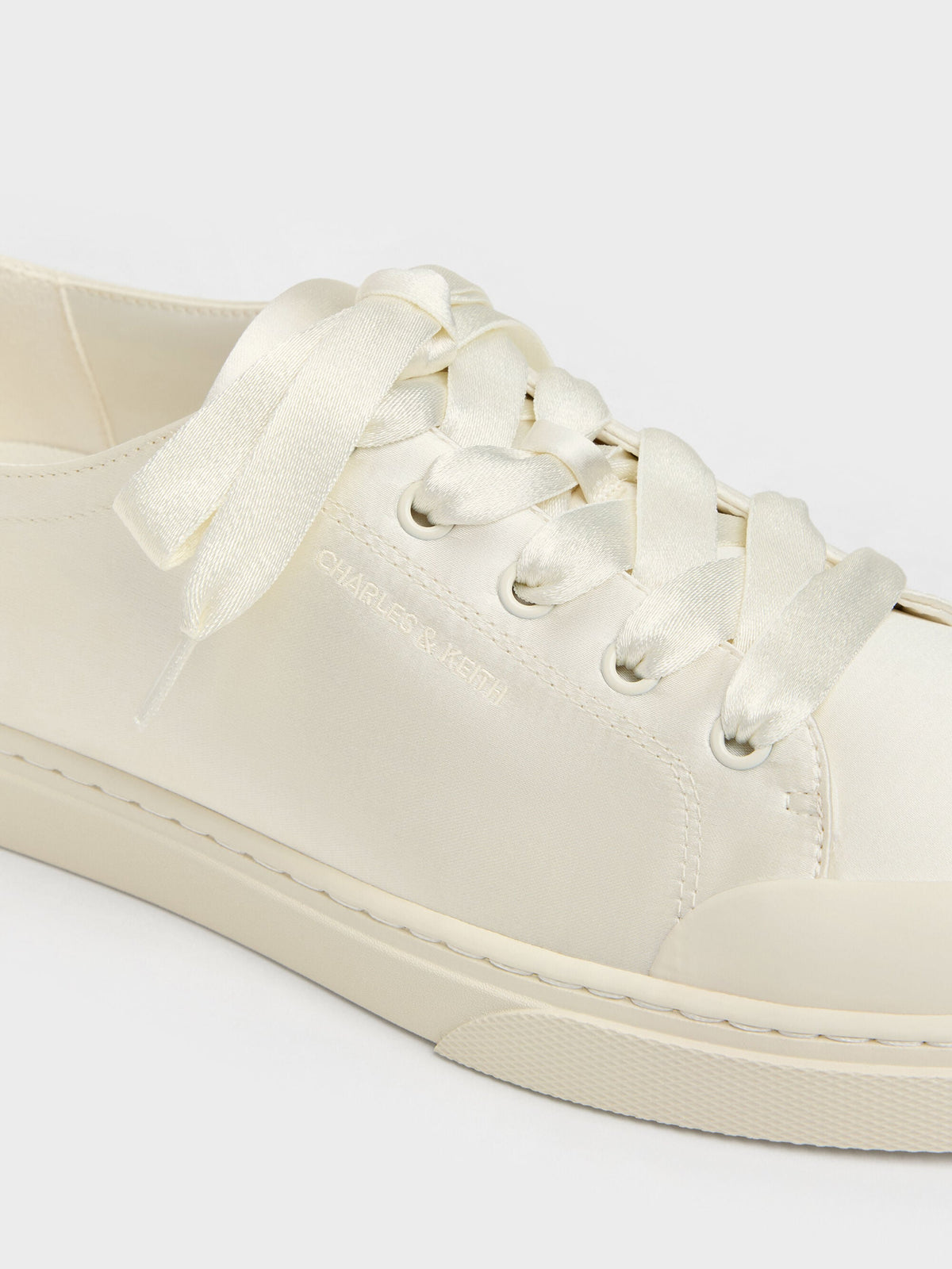 CHARLES & KEITH Featured / Satin Lace-Up Sneakers - White