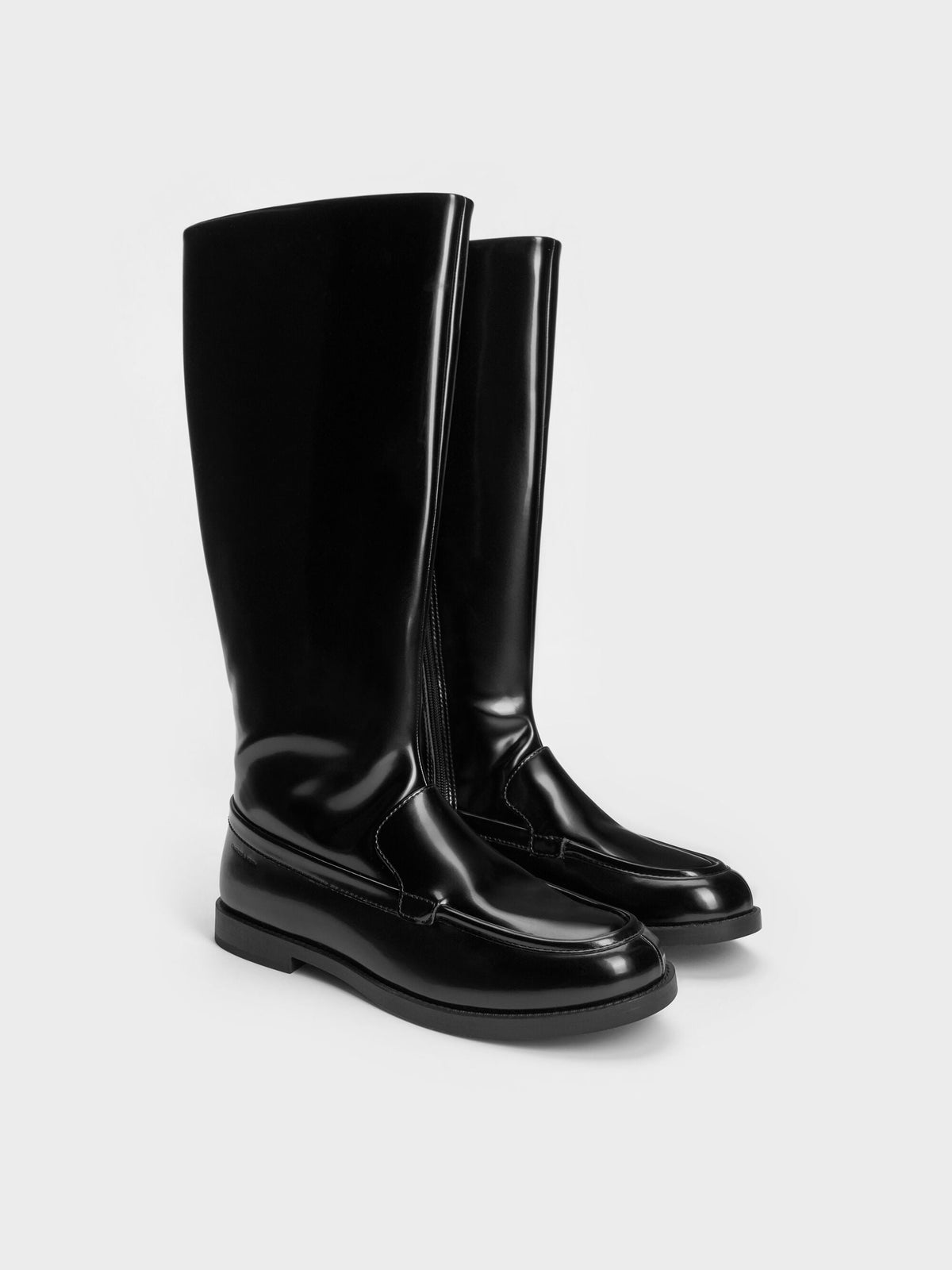 CHARLES & KEITH Value / Jagger Knee-High Loafer-Boots - Black Box