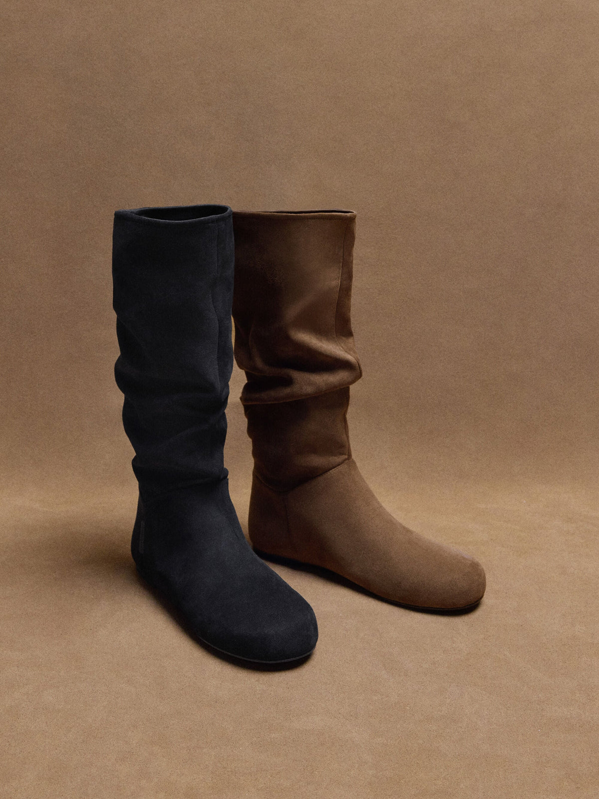 CHARLES & KEITH Great Value / Faux Suede Ruched Knee-High Boots - Black Textured