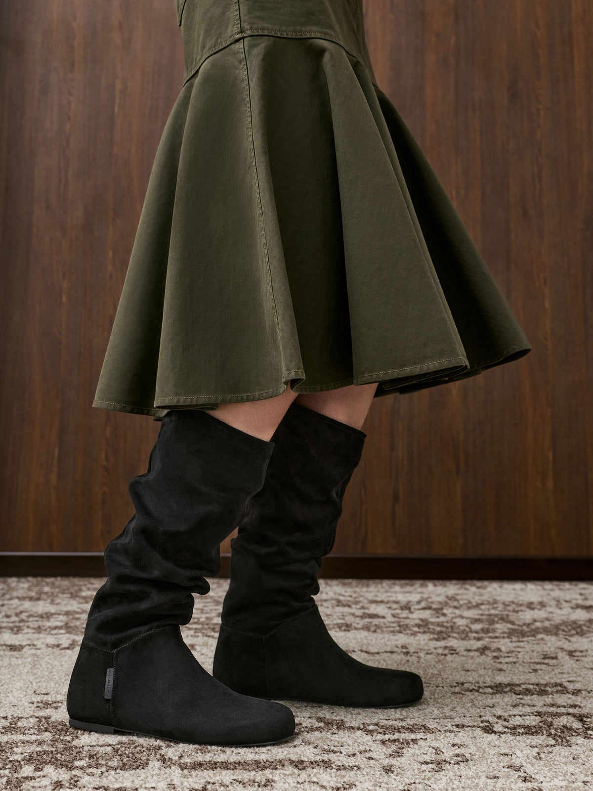 CHARLES & KEITH Great Value / Faux Suede Ruched Knee-High Boots - Black Textured