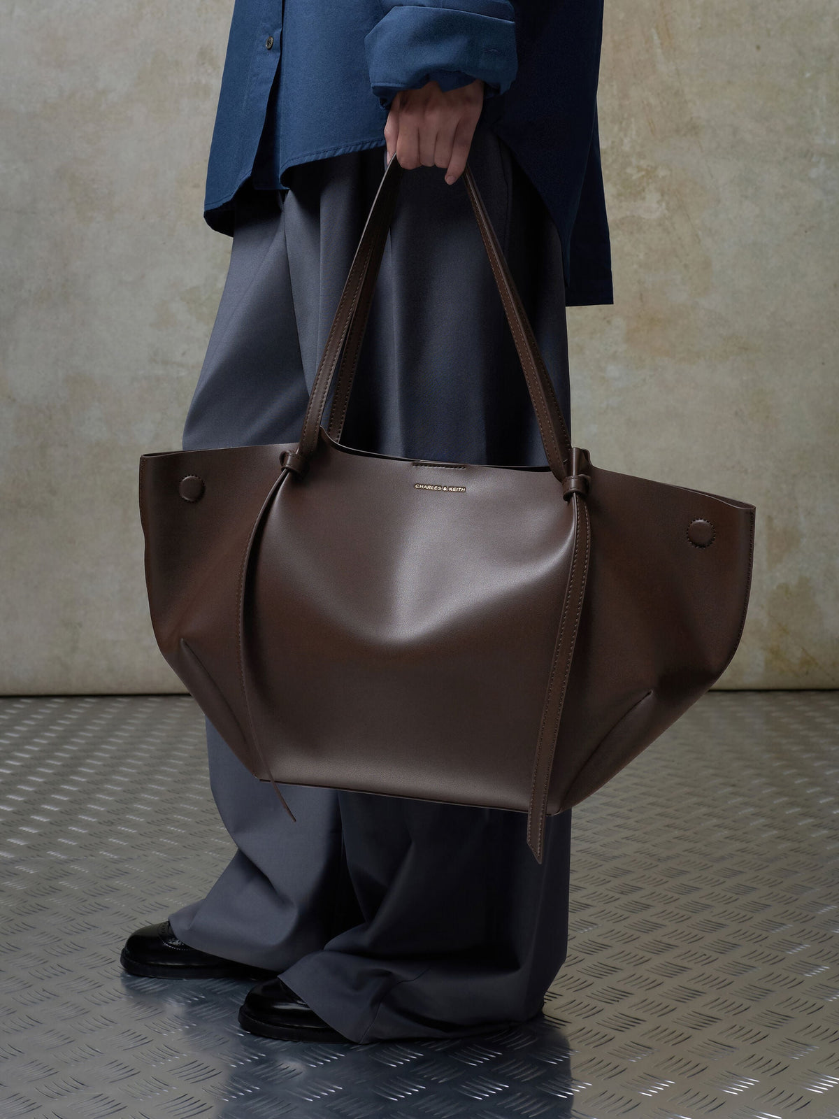 CHARLES & KEITH Special Offer / XL Calla Tote Bag - Espresso Brown
