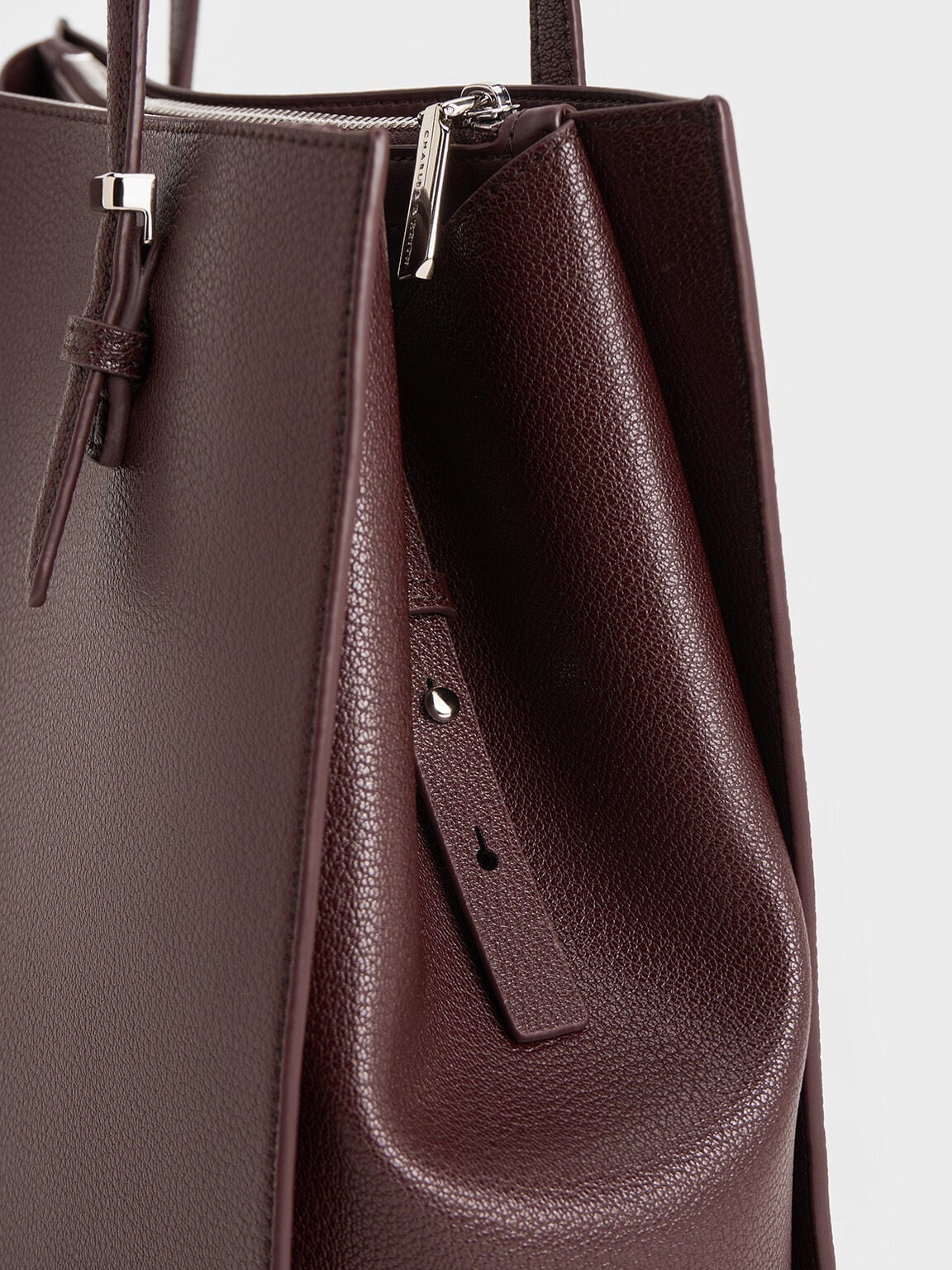 CHARLES & KEITH Recommended / Sansa Tote Bag - Plum