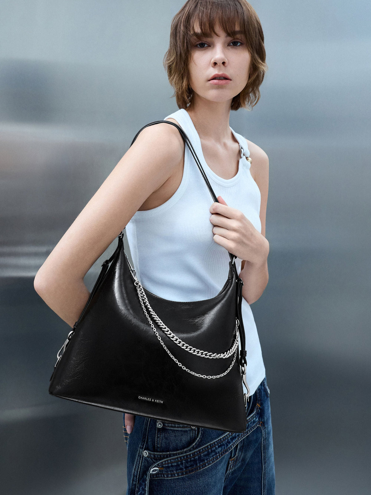 CHARLES & KEITH Classic / Atwood Chain Convertible Hobo Bag - Noir