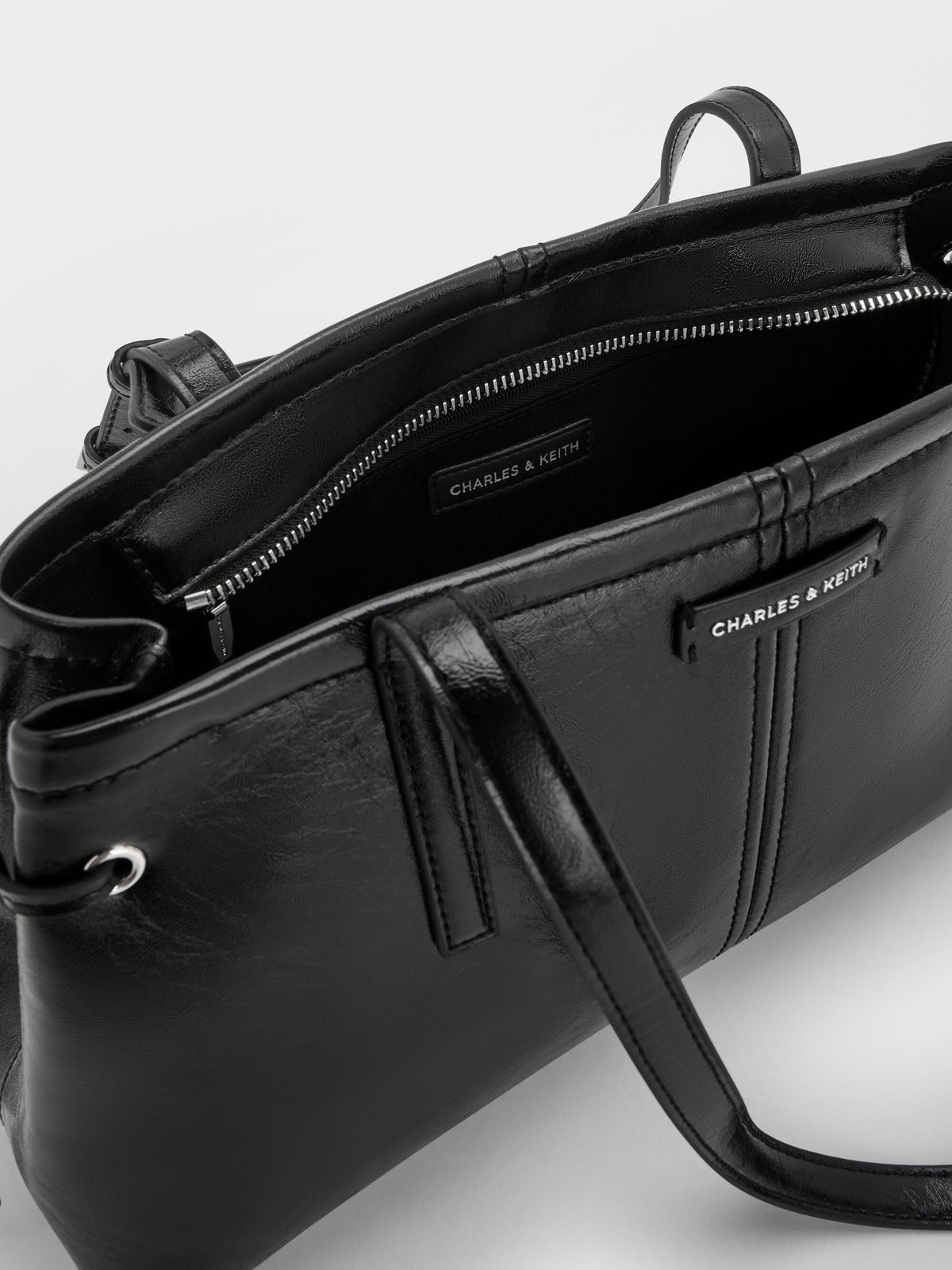 CHARLES & KEITH Great Value / Noane Elongated-Handle Shoulder Bag - Noir
