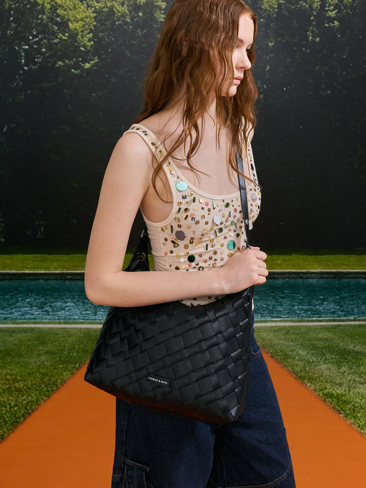 CHARLES & KEITH Quality / Ivette Woven Tassel Hobo Bag - Noir