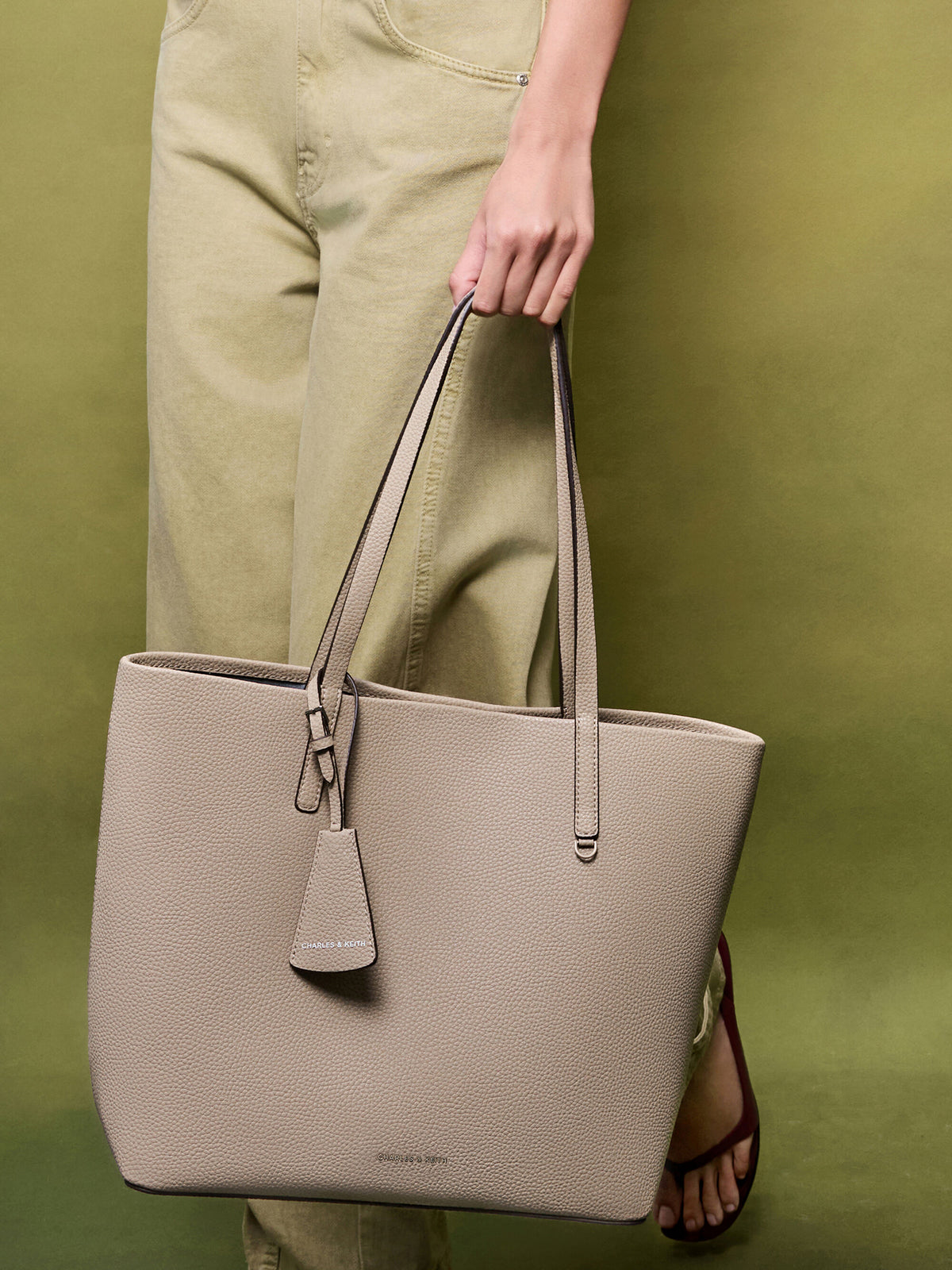 CHARLES & KEITH Best Price / Beryl Tote Bag - Taupe