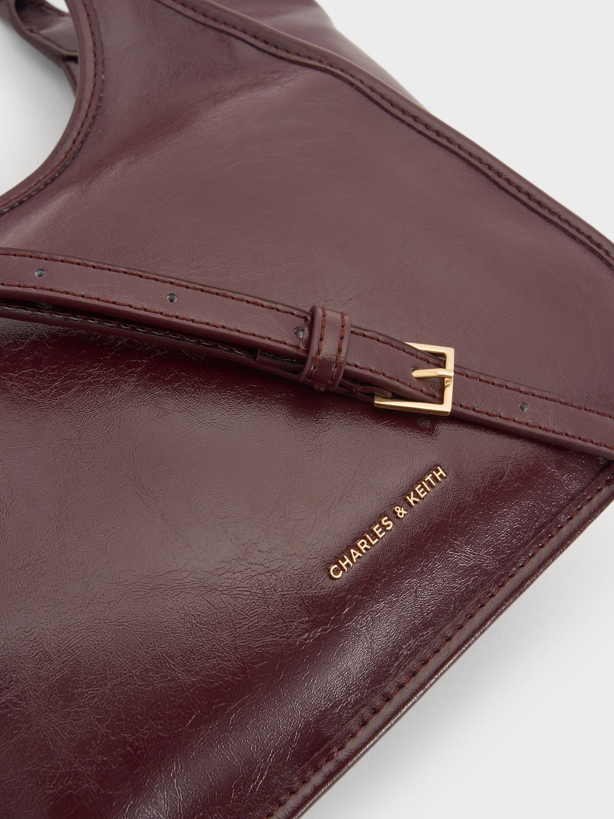 CHARLES & KEITH Hot Sale / Mini Sianna Crinkle-Effect Slouchy Tote Bag - Wineberry Red