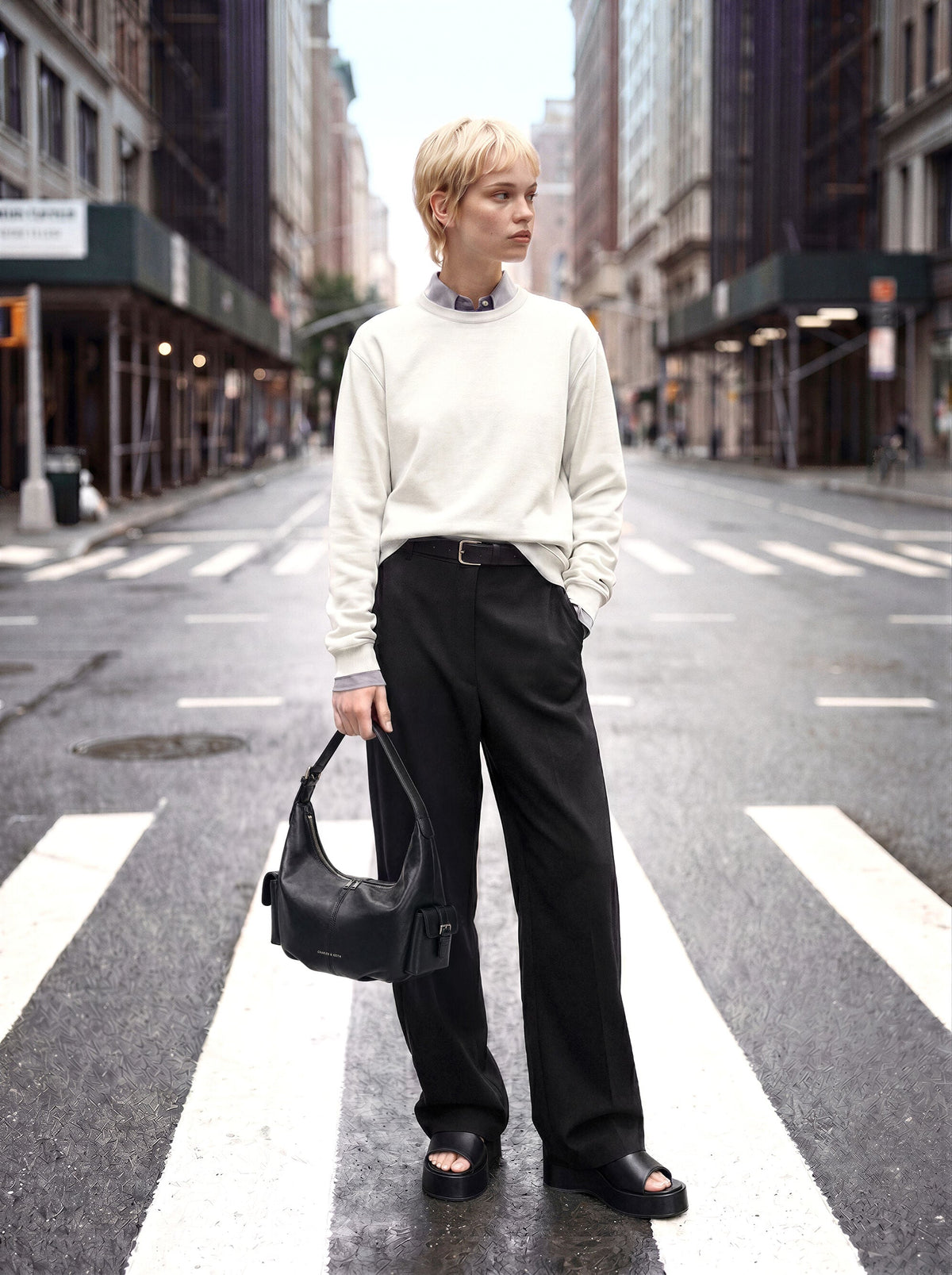 CHARLES & KEITH Trending / Bessie Side-Pocket Hobo Bag - Noir