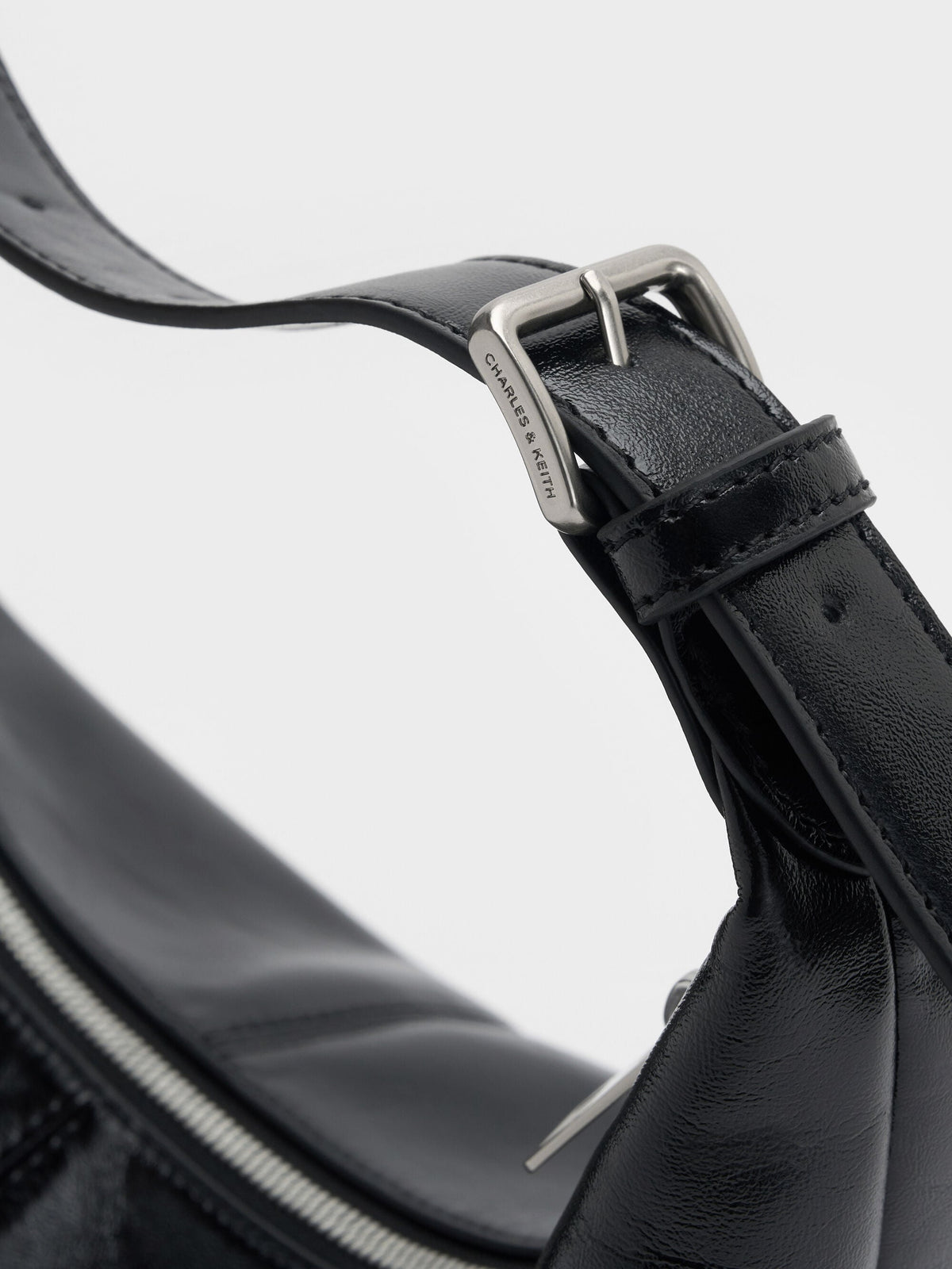 CHARLES & KEITH Trending / Bessie Side-Pocket Hobo Bag - Noir