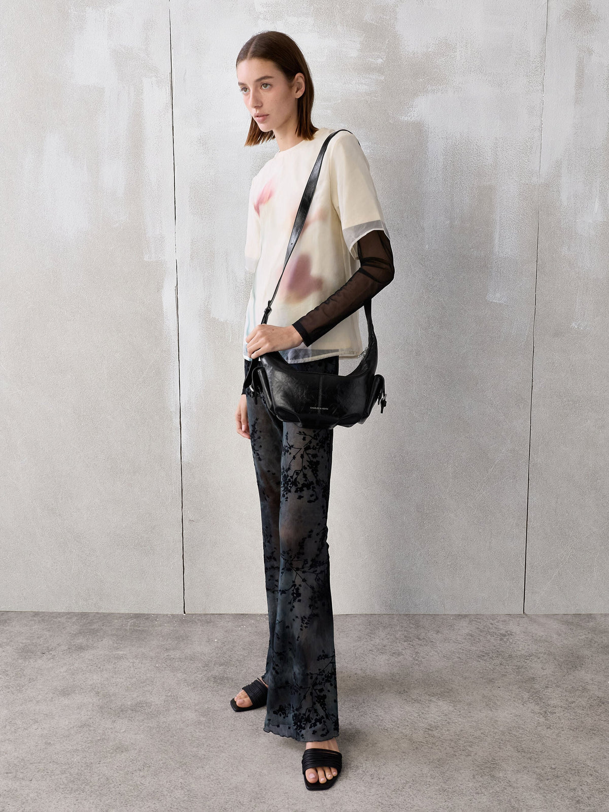 CHARLES & KEITH Trending / Bessie Side-Pocket Hobo Bag - Noir