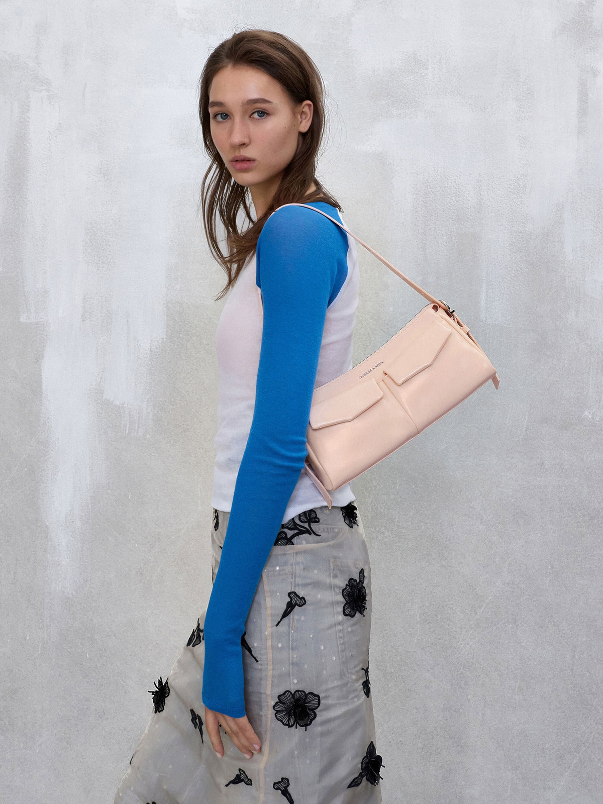 CHARLES & KEITH Trending / Rachel Front-Pocket Chain Shoulder Bag - Soft Pink