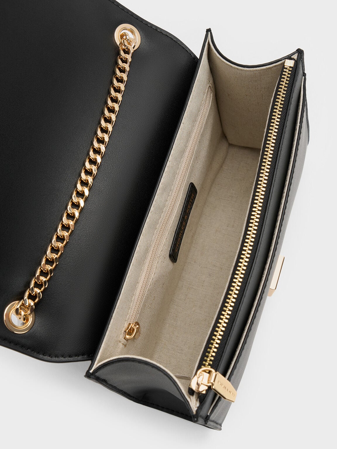 CHARLES & KEITH Recommended / Shalia Chain-Strap Shoulder Bag - Black